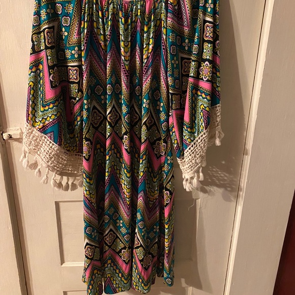 Colorful flowy dress - Picture 3 of 3